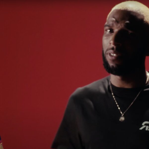 Ryan Babel haalt uit naar Ibrahim Afellay in nieuwe track