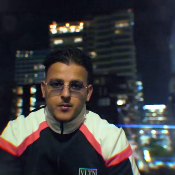 Ashafar verlaat Hella Cash en gaat verder als independent artiest