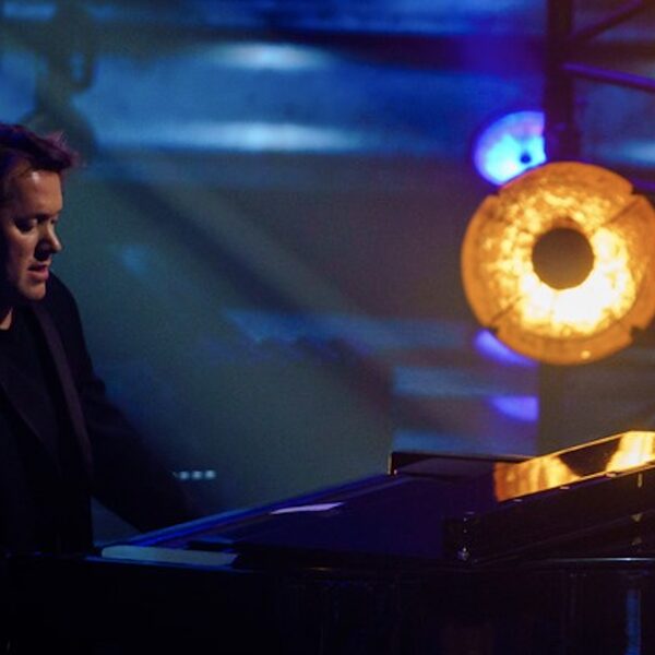 Bandleider stapt op bij 'The Voice' na aantijgingen seksueel overschrijdend gedrag