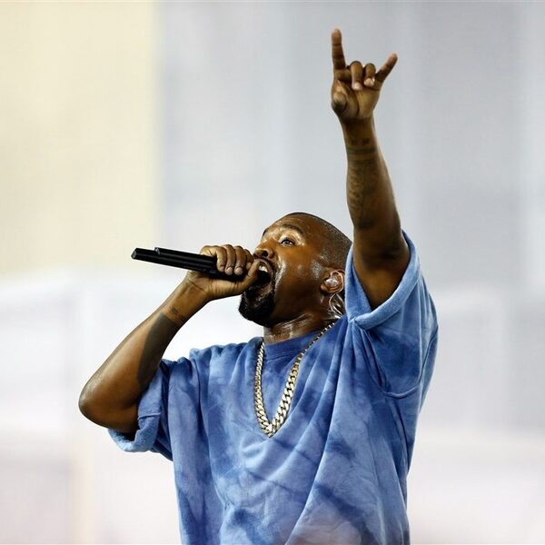 Kanye West geeft bizarre update over nieuw album 'Bully': "Heeft die antisemitische sound"