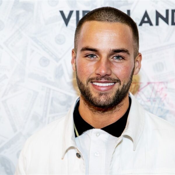 Donny Roelvink na blunder FunX Awards: "Dylisa, hoop dat je me kan vergeven"