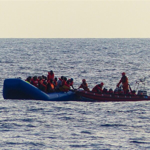 1-jarig jongetje zonder ouders aangekomen op Italiaans eiland Lampedusa