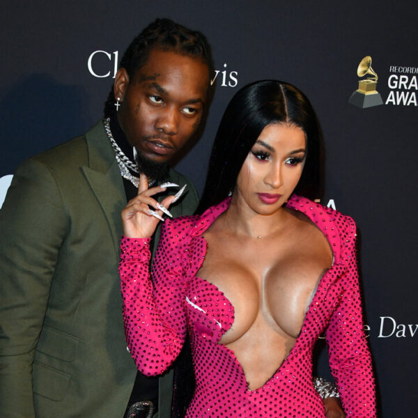 Cardi B haalt uit naar Offset in nieuwe single: "Je moeder heeft een bitch opgevoed"