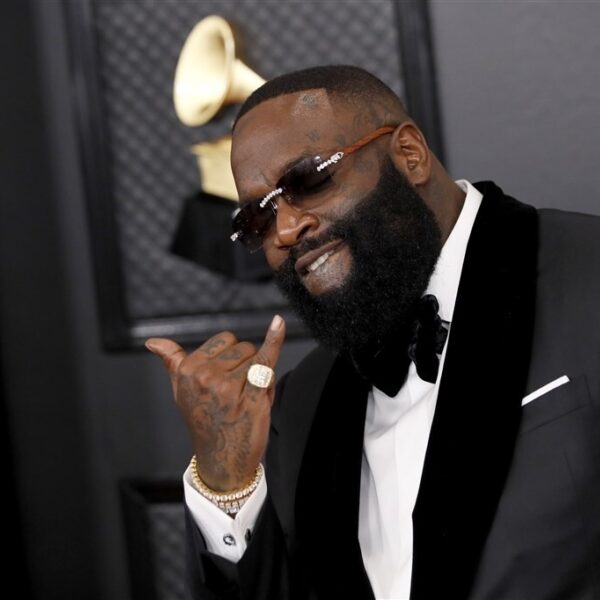 Exen van Rick Ross kiezen partij voor Drake in hun beef