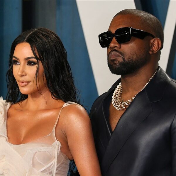 Ye en Kim Kardashian zijn officieel gescheiden