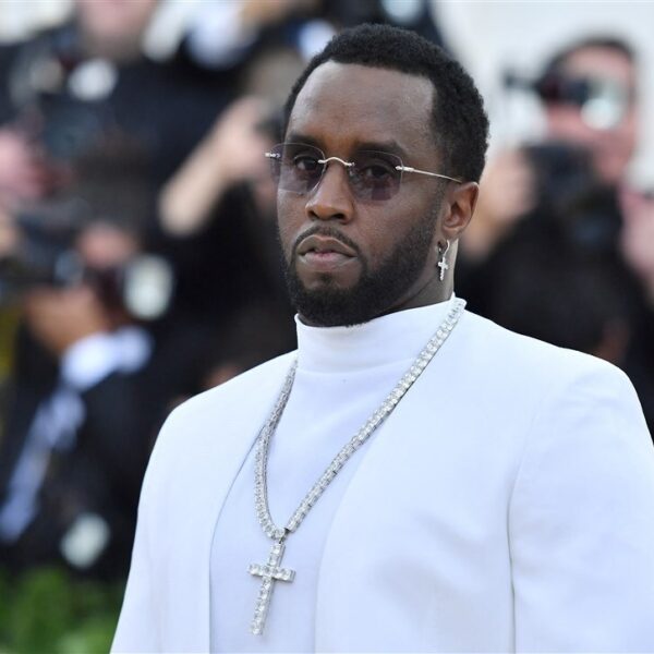Advocaat slachtoffers Diddy: "Aanwezige celebs zullen voor rechter worden gesleept"