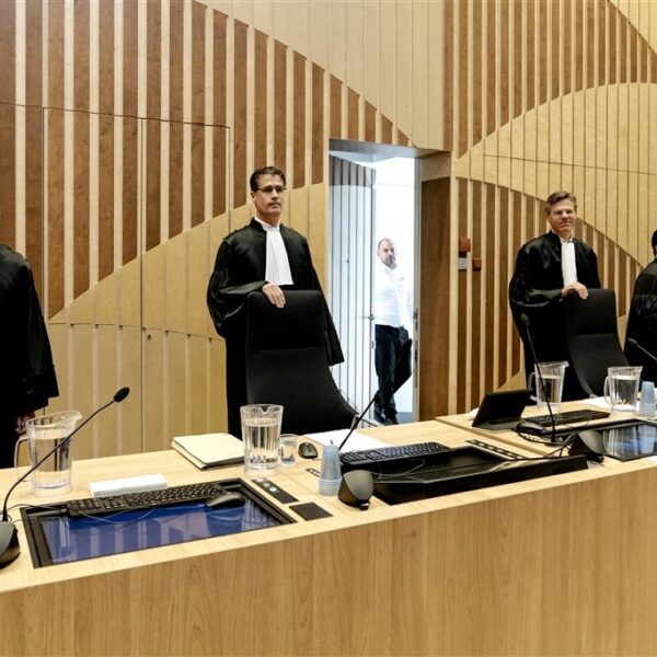 Is een levenslange gevangenisstraf in Nederland ook écht levenslang?