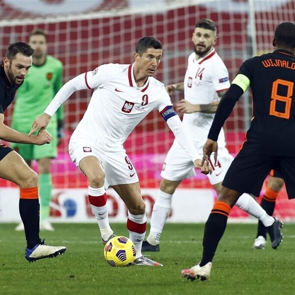 Poolse voetballers weigeren tegen Rusland te spelen