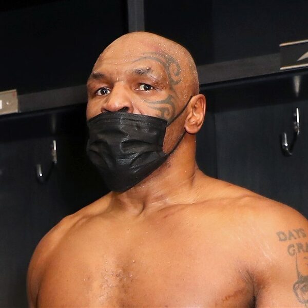 Mike Tyson huilde soms voor begin van wedstrijd: "Voelde me schuldig om tegenstander pijn te doen"