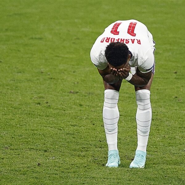 Man (52) krijgt tien weken cel voor racistische uitlatingen na EK-finale Engeland