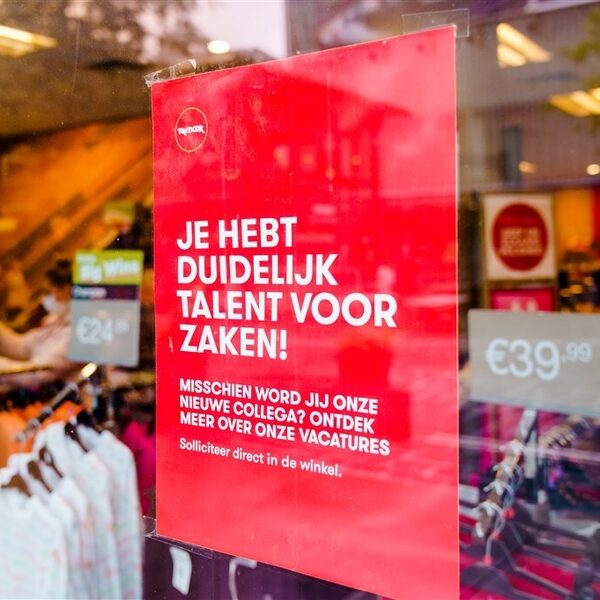 Loonkloof tussen mannen en vrouwen neemt steeds verder af