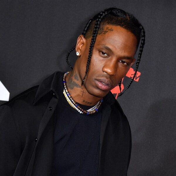 35 aanklachten tegen Travis Scott na Astroworld-drama