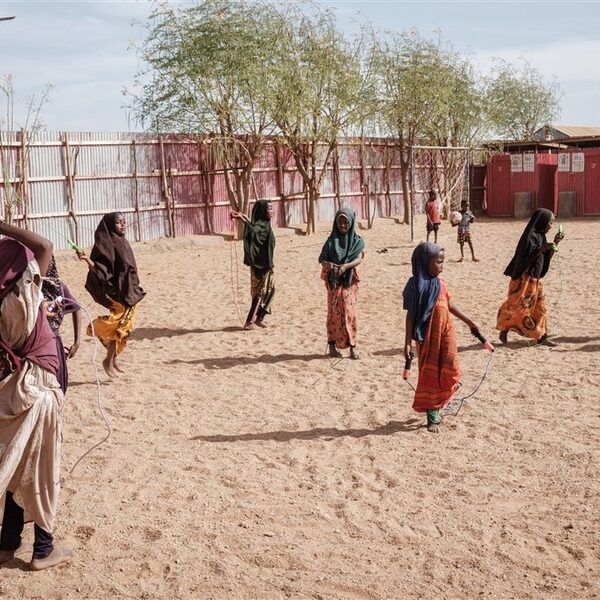 Hongerdood dreigt voor twee miljoen kinderen in Oost-Afrika: wat is er aan de hand?