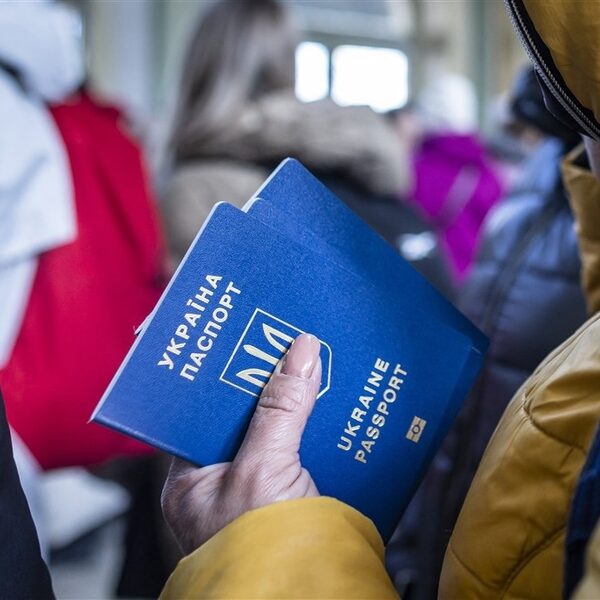 Polen sluit tientallen niet-Oekraïense vluchtelingen op in detentiecentra