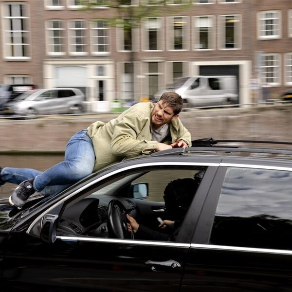 Rico Verhoeven aan het draaien in Amsterdam voor eerste hoofdrol in actiefilm