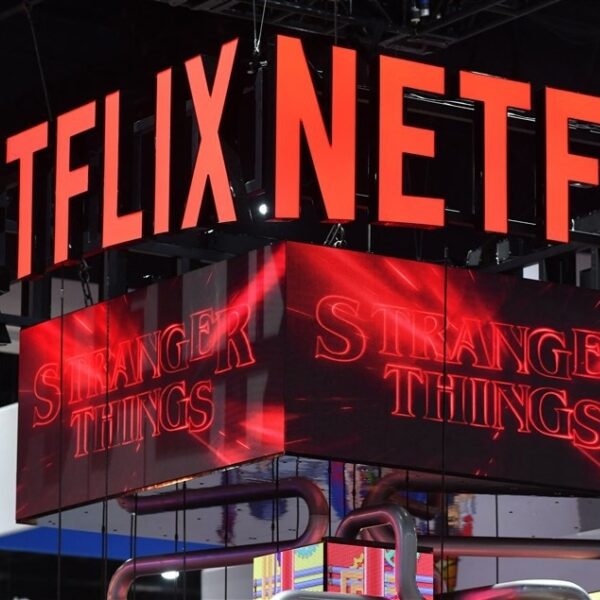 Netflix-abonnees mogen series niet downloaden bij reclameabonnement