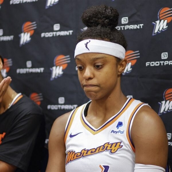 Amerikaanse basketbalsters in tranen: "Breng Brittney Griner terug"