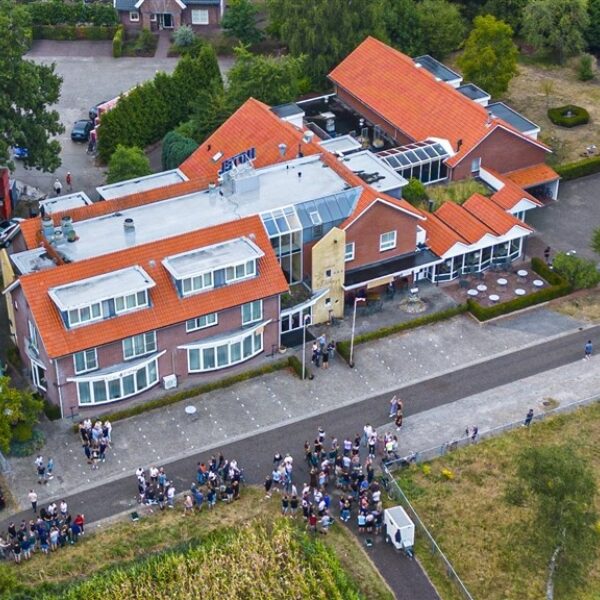 Eigenaar ziet toch af van verkoop asielhotel Albergen, COA stapt naar de rechter