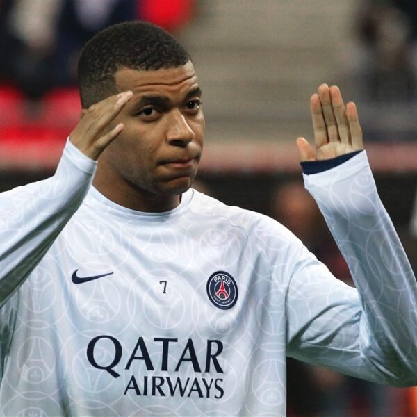 Mbappé is boos op PSG en wil club in januari verlaten