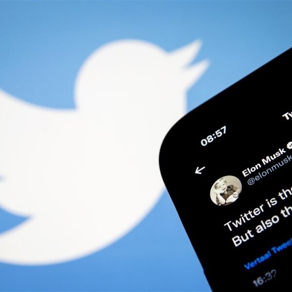 Vinkjeschaos op Twitter: nepaccounts imiteren bekende personen en bedrijven