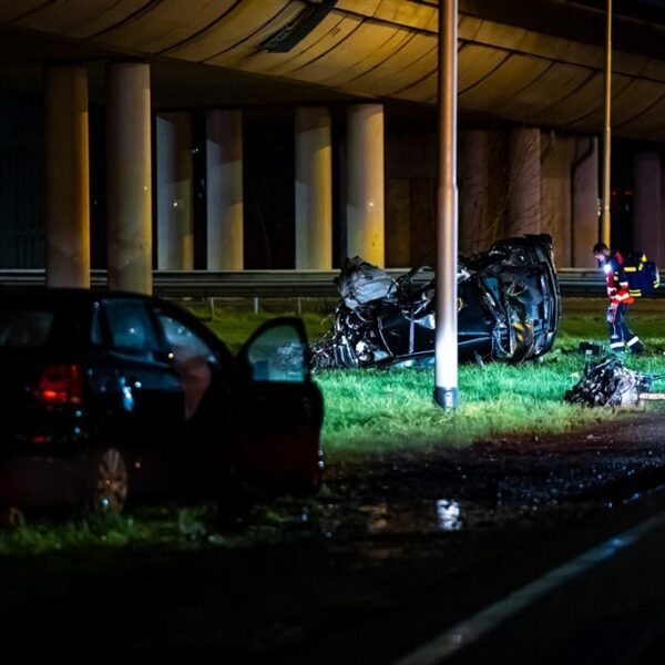 Ruim 40.000 euro opgehaald voor uitvaart slachtoffers fataal auto-ongeluk Rotterdam
