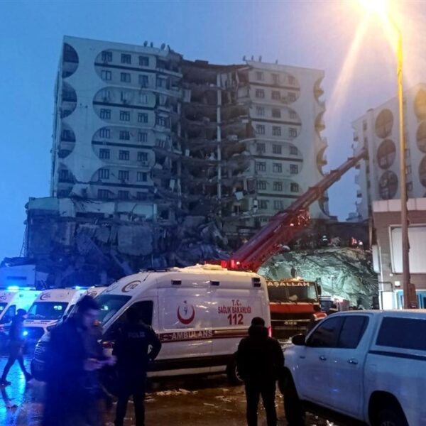 Dodental door zware aardbeving in Turkije en Syrië gestegen naar 2300