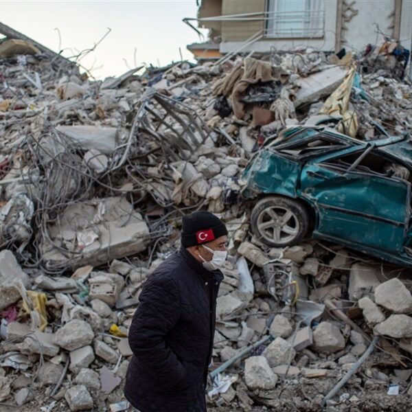 Visumaanvragen uit Turks aardbevingsgebied krijgen in Nederland voorrang