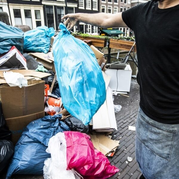 Stakende Amsterdamse vuilnisman: "Nu zien ze hoe belangrijk ons werk is"