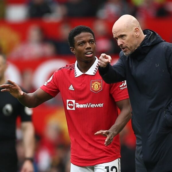 Tyrell Malacia terug op het veld nadat hij 14 maanden 'verdween'