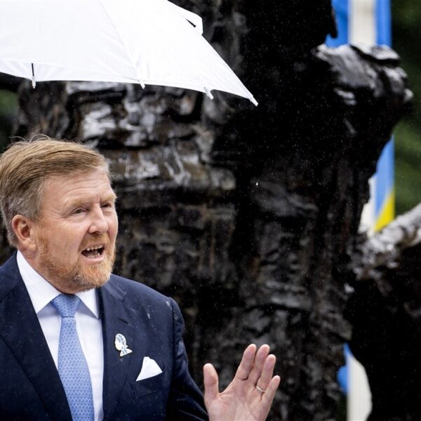 Koning Willem Alexander biedt excuses aan voor slavernijverleden