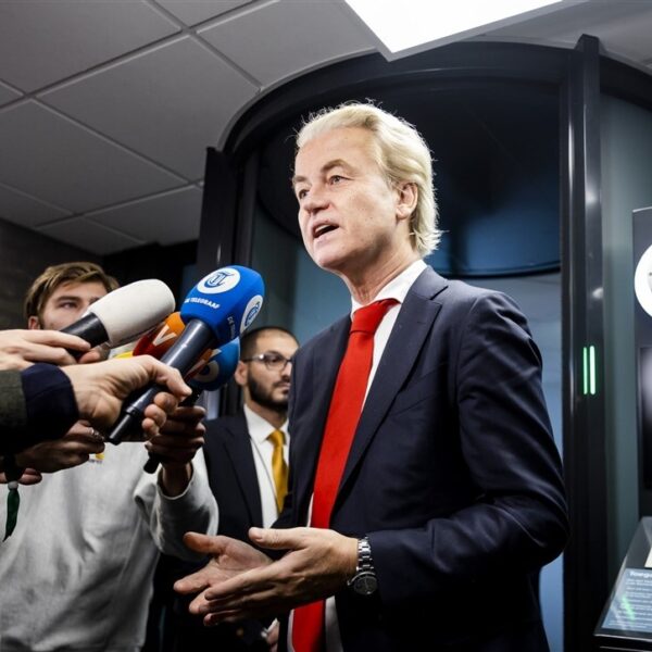 Denzel (28) stemde op de PVV: "Ik heb liever een minister-president die openlijk racistisch is"