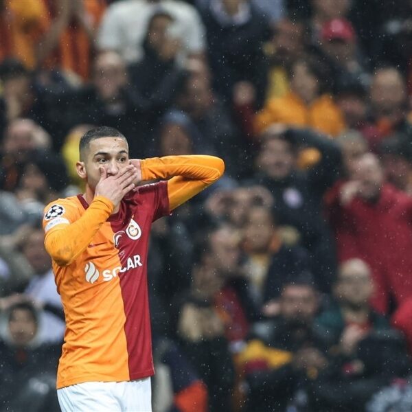 'Ziyech wil mogelijk terugkeren naar Ajax'