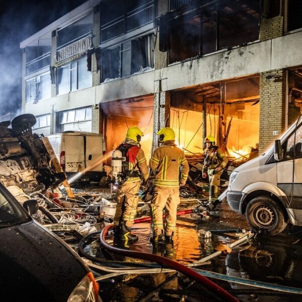 Drie vermisten na zware explosie in Rotterdams appartementencomplex