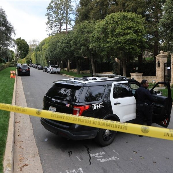 Diddy reageert op invallen in zijn woningen door politie: "Overmatig gebruik van geweld"