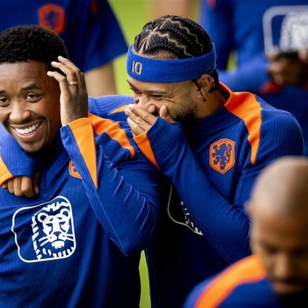 Verrassend: 'Memphis Depay staat voor overstap naar club waarvan hij fans bespotte'