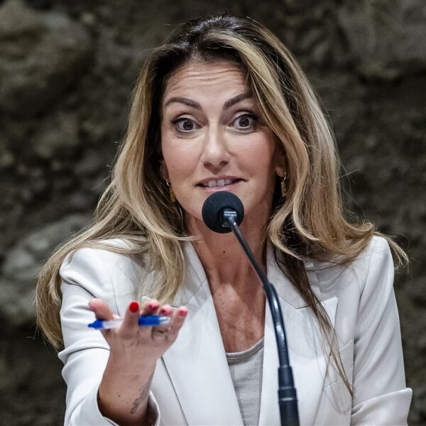 Hoe kunnen we vertrouwen hebben in een kabinet dat genocide goedpraat?