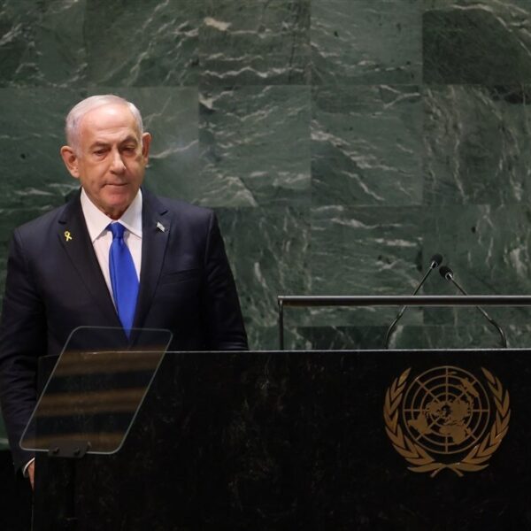 Netanyahu noemt VN 'antisemitische moeras' nadat diplomaten massaal vertrekken tijdens speech