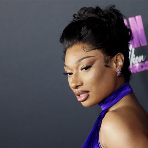 Megan Thee Stallion eist een contactverbod tegen Tory Lanez