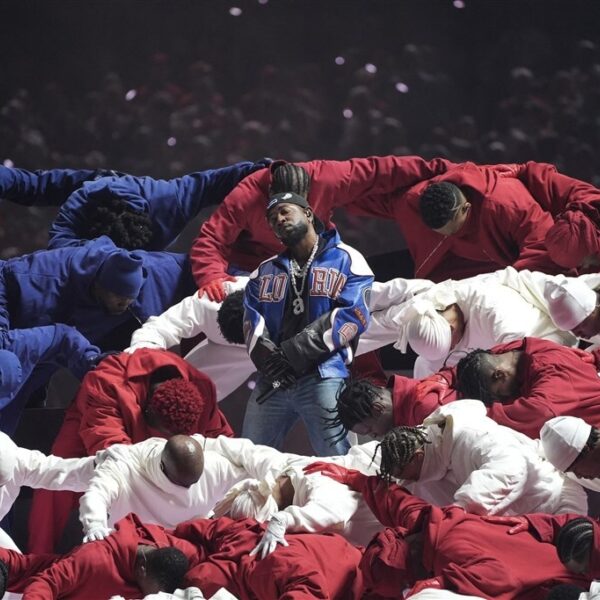 Kendrick Lamars Super Bowl halftime show zat vol verborgen boodschappen: deze heb je gemist