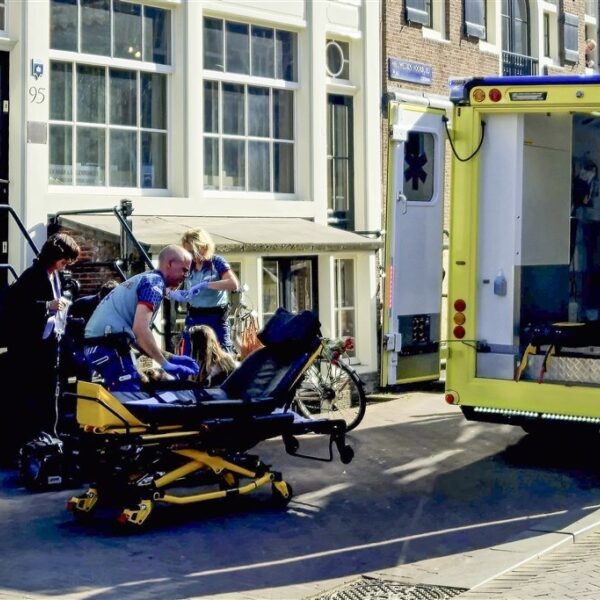 Meerdere gewonden bij steekpartij in de buurt van de Dam in Amsterdam