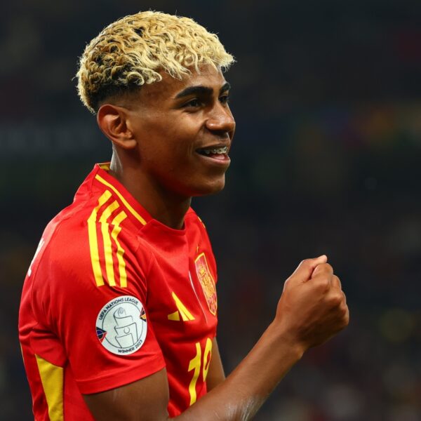 Deze Argentijnse zangeres lijkt de nieuwe vriendin van Lamine Yamal te zijn