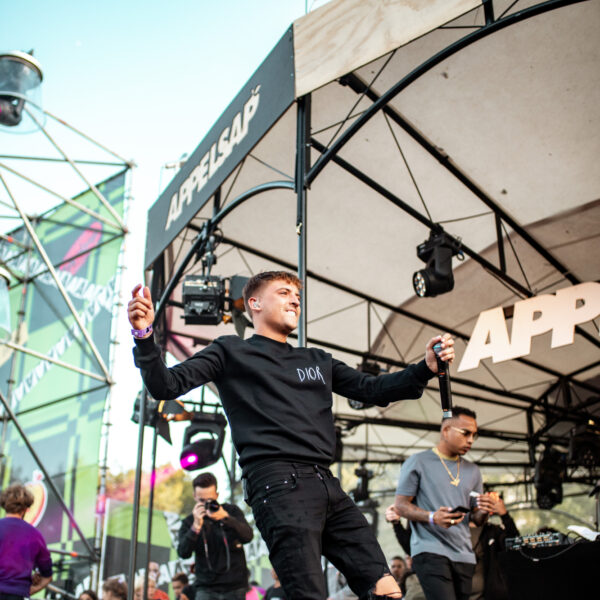 Lil Kleine hint op nieuw album en grote show in 2025