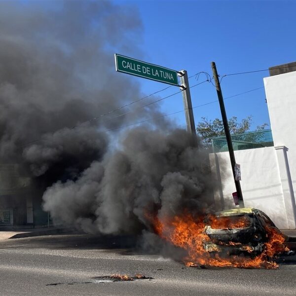 Mexicaanse kartelleden zorgen voor chaos na arrestatie van zoon 'El Chapo'