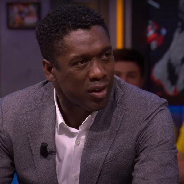 Clarence Seedorf stoort zich aan vragen Wilfred Genee: "Wat probeer je nou man?"
