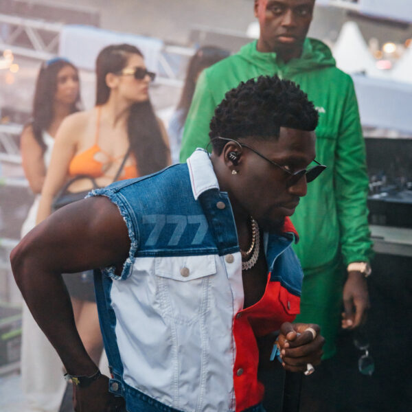 Dit is hoe Frenna zich keer op keer onmisbaar weet te maken binnen de scene