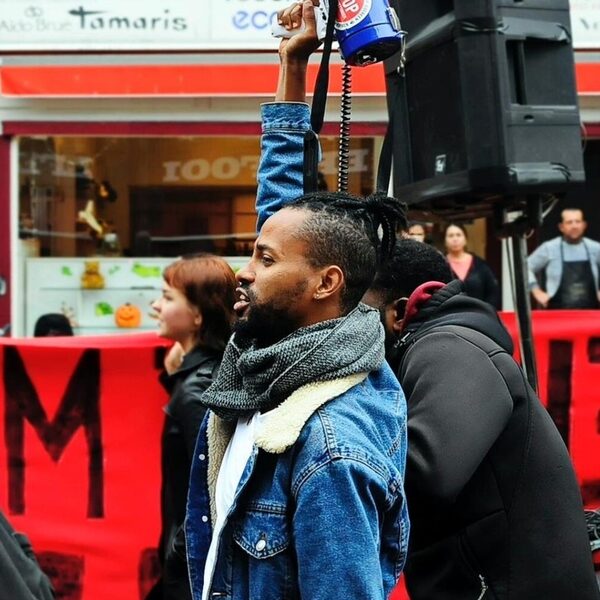 Sami (27) is ongedocumenteerd: "Het systeem verwoest mijn dromen"