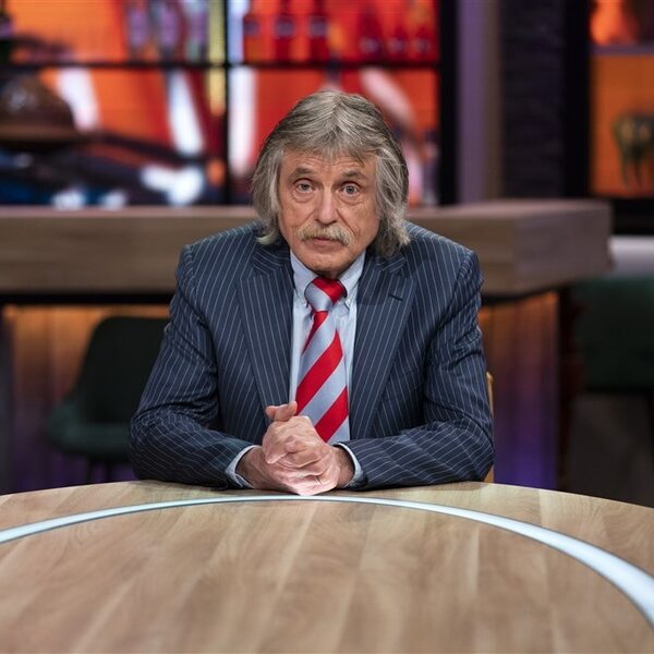 Johan Derksen bekent seksueel misbruik op tv: "Ik stopte een kaars in bewusteloze vrouw"