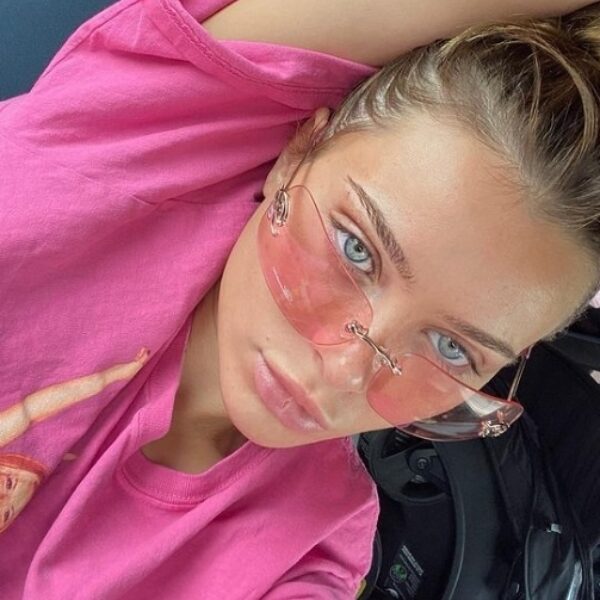 Voormalig pornoactrice Lana Rhoades vindt dat porno 'illegaal' moet worden