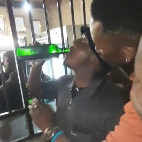 Man overlijdt na het drinken van een hele fles Jägermeister in 2 minuten