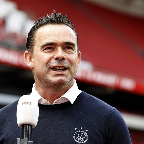 Ajax-directeur Marc Overmars vertrekt na grensoverschrijdend gedrag